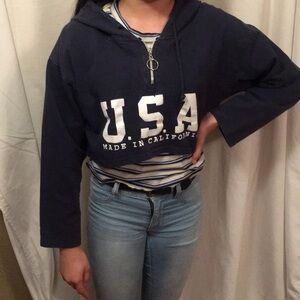 Top ten crop top Hoodie medium long sleeves